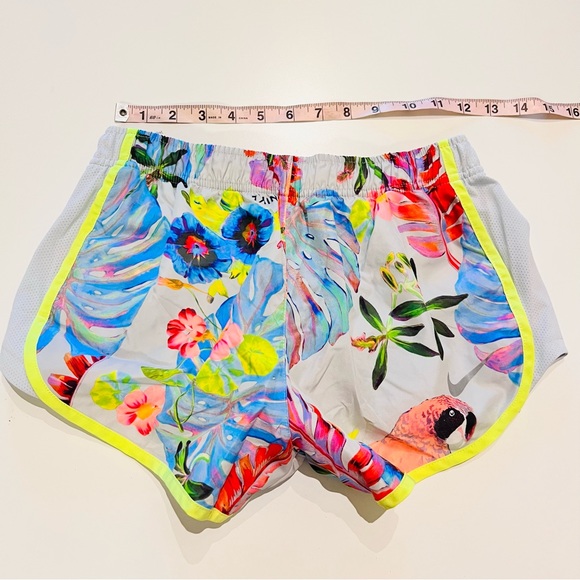 Nike Grey Jungle Tropical Multicolor Dri-Fit Drawstring Running Shorts - Picture 10 of 13